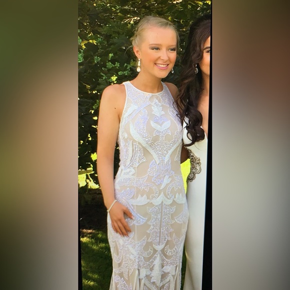 Formal Prom Mermaid Gown - Picture 3 of 7